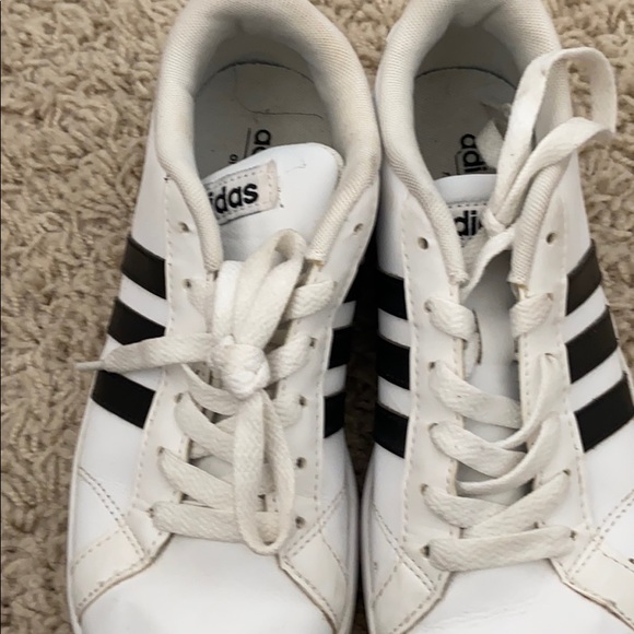 Adidas shoes - Picture 2 of 2